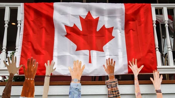 Vì sao nên định cư Canada theo diện tay nghề